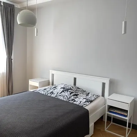 Appartamento Newly Renovated In The Center *
